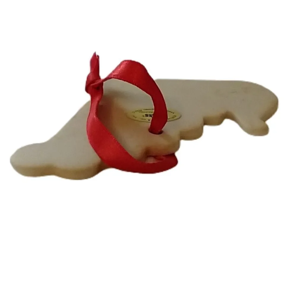 ‎Russ Berrie Sled Ornament Porcelain Christmas Holiday Farmhouse Country Retro